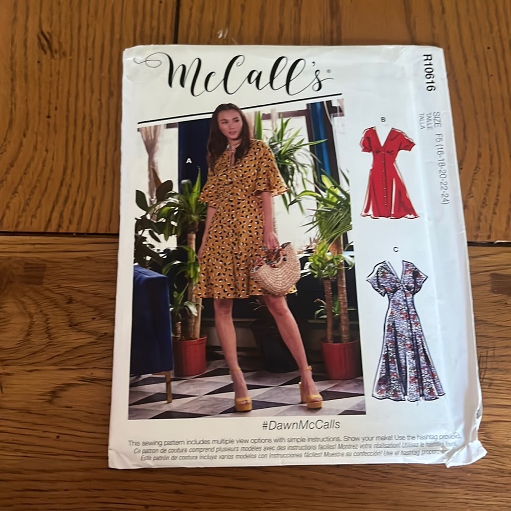 McCalls R10616 sewing pattern